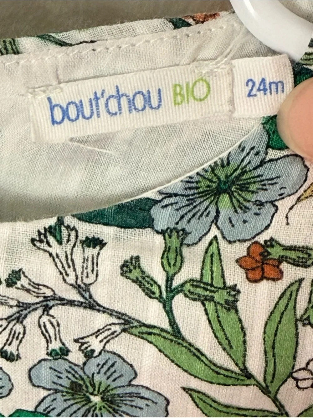 Bout’chou features colorful